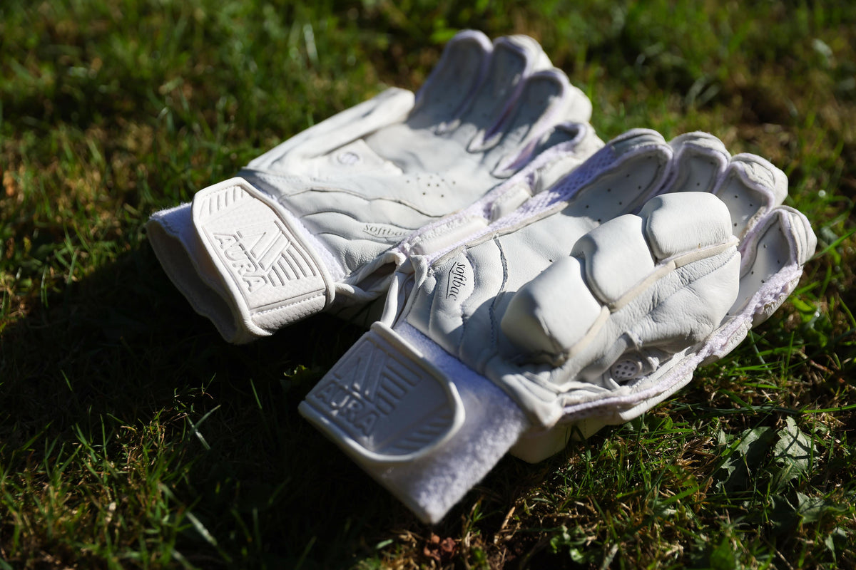 NewEra Aura Batting Gloves